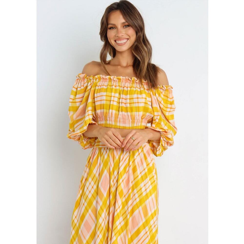 Petal & Pup Top Women 2 Yellow Orange Off‎ Shoulder Crop Pullover Ruffle Top NEW